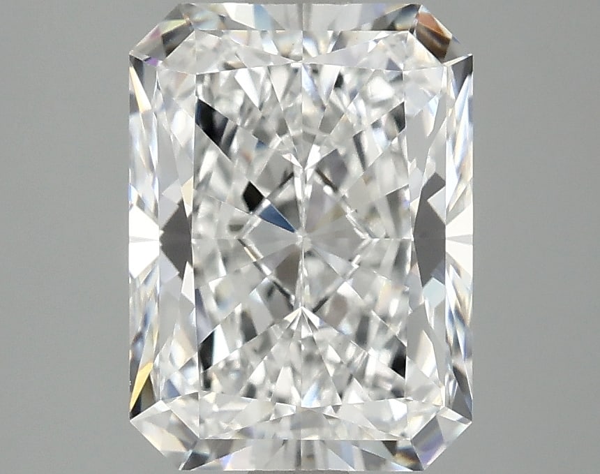 Loose Diamond - RADIANT 3.05ct D VVS2: Loose Diamond - RADIANT 3.05ct D VVS2 Source: This is a real non-mined Diamond that has been grown in a lab Shape: RADIANT Carats: 3.05 Color: D Clarity: VVS2 Certification: IGI Condition: Pre-Owned P