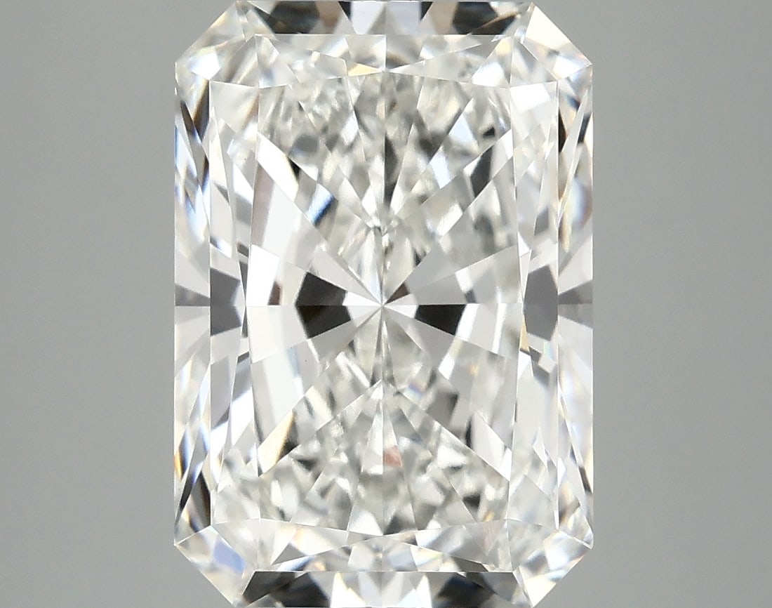 Loose Diamond - RADIANT 6.16ct F VVS2: Loose Diamond - RADIANT 6.16ct F VVS2 Source: This is a real non-mined Diamond that has been grown in a lab Shape: RADIANT Carats: 6.16 Color: F Clarity: VVS2 Certification: IGI Condition: Pre-Owned P