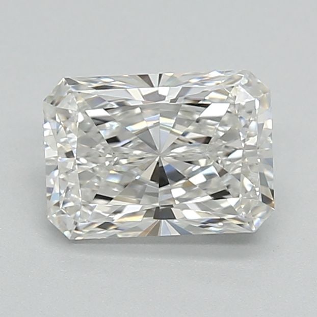 Loose Diamond - RADIANT 0.92ct E VS1: Loose Diamond - RADIANT 0.92ct E VS1 Source: This is a real non-mined Diamond that has been grown in a lab Shape: RADIANT Carats: 0.92 Color: E Clarity: VS1 Certification: IGI Video: