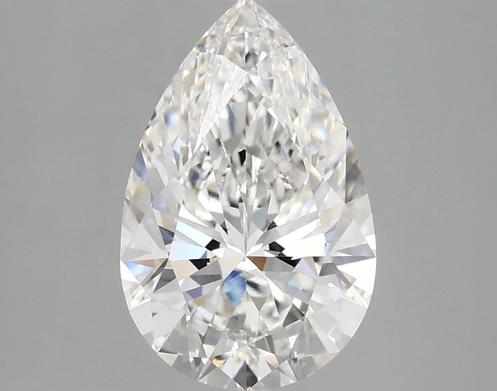 Loose Diamond - PEAR 2.42ct E VVS2: Loose Diamond - PEAR 2.42ct E VVS2 Source: This is a real non-mined Diamond that has been grown in a lab Shape: PEAR Carats: 2.42 Color: E Clarity: VVS2 Certification: IGI Condition: Pre-Owned PLEASE 