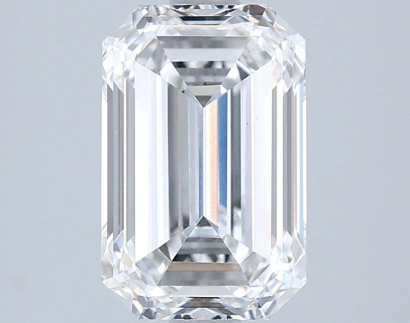 Loose Diamond - EMERALD 2.52ct D VS1: Loose Diamond - EMERALD 2.52ct D VS1 Source: This is a real non-mined Diamond that has been grown in a lab Shape: EMERALD Carats: 2.52 Color: D Clarity: VS1 Certification: IGI Video:
