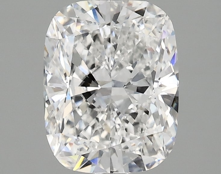 Loose Diamond - CUSHION 1.89ct D VVS2: Loose Diamond - CUSHION 1.89ct D VVS2 Source: This is a real non-mined Diamond that has been grown in a lab Shape: CUSHION Carats: 1.89 Color: D Clarity: VVS2 Certification: IGI Condition: Pre-Owned P