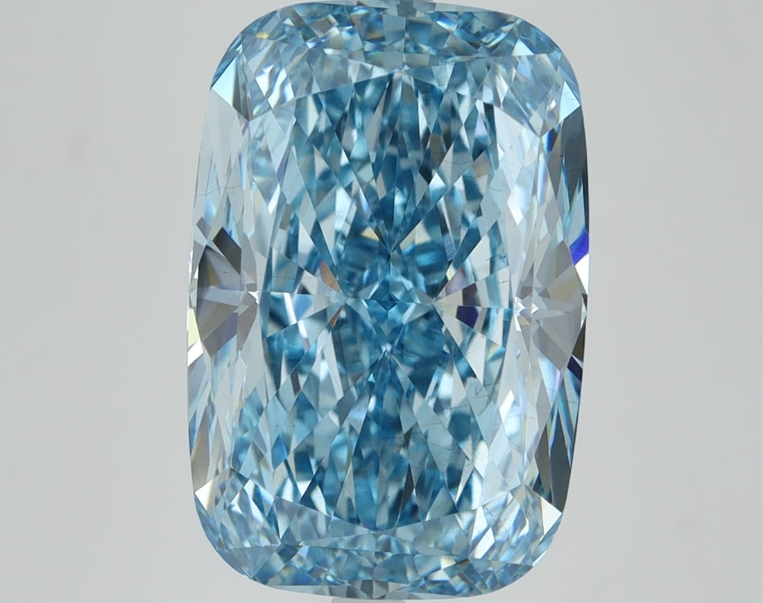 Loose Diamond - CUSHION 8.02ct BLUE VS2: Loose Diamond - CUSHION 8.02ct BLUE VS2 Source: This is a real non-mined Diamond that has been grown in a lab Shape: CUSHION Carats: 8.02 Color: BLUE Clarity: VS2 Certification: IGI Condition: Pre-Own