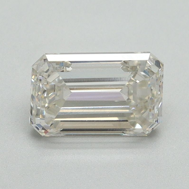 Loose Diamond - EMERALD 1.36ct G VS1: Loose Diamond - EMERALD 1.36ct G VS1 Source: This is a real non-mined Diamond that has been grown in a lab Shape: EMERALD Carats: 1.36 Color: G Clarity: VS1 Certification: NONE Video: