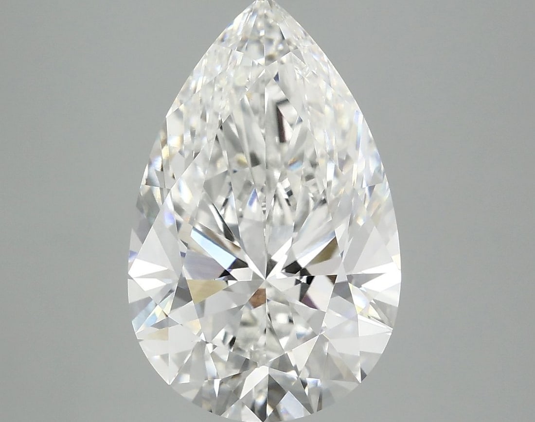 Loose Diamond - PEAR 4.78ct E VVS2: Loose Diamond - PEAR 4.78ct E VVS2 Source: This is a real non-mined Diamond that has been grown in a lab Shape: PEAR Carats: 4.78 Color: E Clarity: VVS2 Certification: IGI Video: