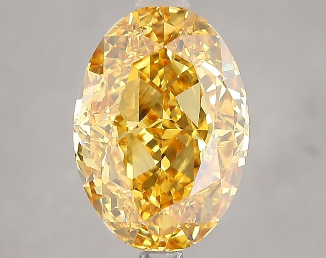 Loose Diamond - OVAL 4.61ct Fancy Vivid Yellow VS2: Loose Diamond - OVAL 4.61ct Fancy Vivid Yellow VS2 Source: This is a real non-mined Diamond that has been grown in a lab Shape: OVAL Carats: 4.61 Color: Fancy Vivid Yellow Certification: IGI Video: