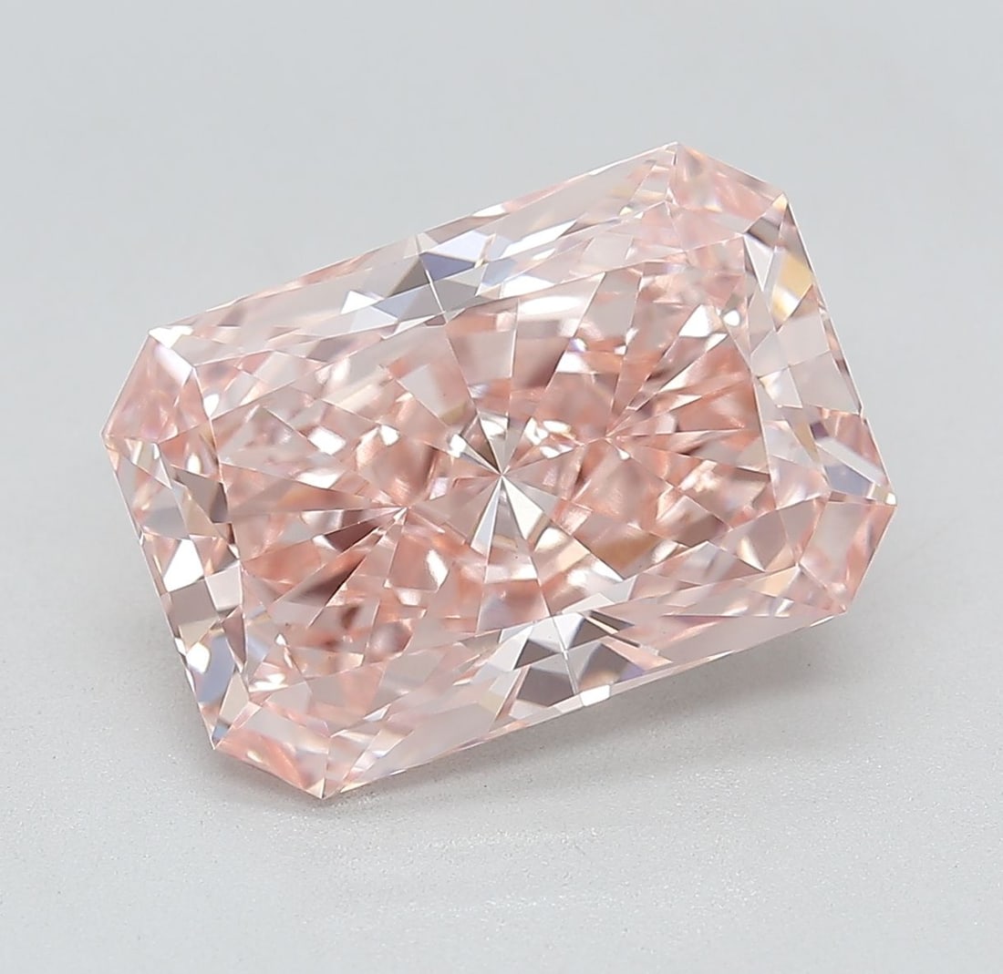 Loose Diamond - RADIANT 5.61ct Fancy Vivid Pink VVS2: Loose Diamond - RADIANT 5.61ct Fancy Vivid Pink VVS2 Source: This is a real non-mined Diamond that has been grown in a lab Shape: RADIANT Carats: 5.61 Color: Fancy Vivid Pink Certification: IGI Video: