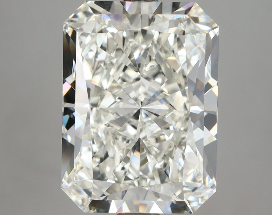Loose Diamond - RADIANT 7.71ct Fancy Vivid Pink VS1: Loose Diamond - RADIANT 7.71ct Fancy Vivid Pink VS1 Source: This is a real non-mined Diamond that has been grown in a lab Shape: RADIANT Carats: 7.71 Color: Fancy Vivid Pink Certification: IGI Video: