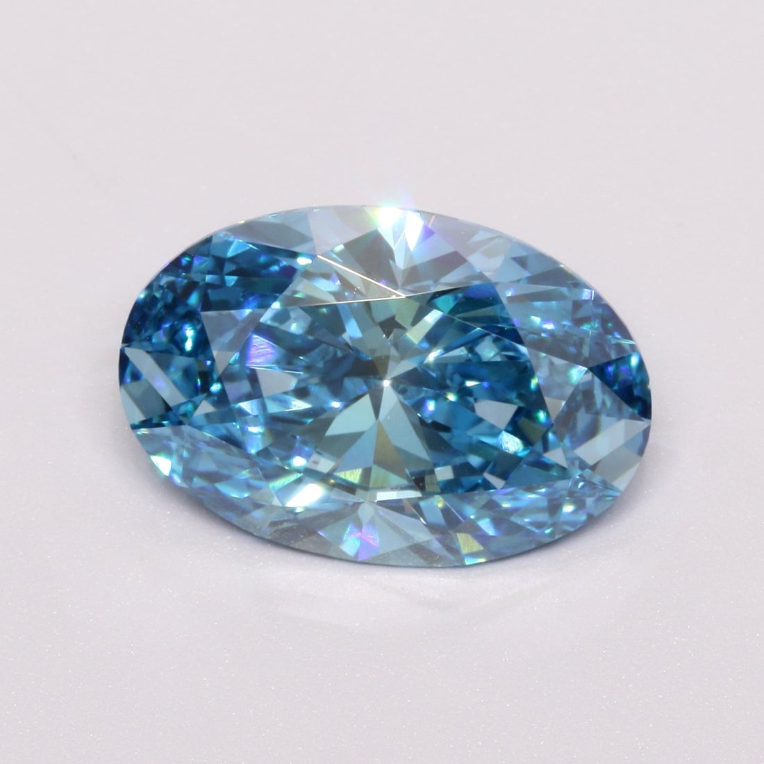 Loose Diamond - OVAL 4.08ct Fancy Vivid Blue VS1: Loose Diamond - OVAL 4.08ct Fancy Vivid Blue VS1 Source: This is a real non-mined Diamond that has been grown in a lab Shape: OVAL Carats: 4.08 Color: Fancy Vivid Blue Certification: IGI Video: