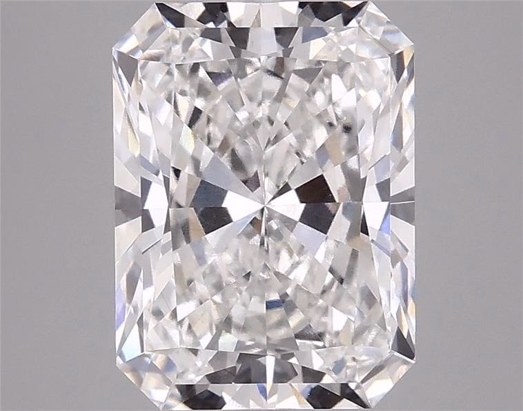 Loose Diamond - RADIANT 2.98ct D VVS2: Loose Diamond - RADIANT 2.98ct D VVS2 Source: This is a real non-mined Diamond that has been grown in a lab Shape: RADIANT Carats: 2.98 Color: D Clarity: VVS2 Certification: IGI Condition: Pre-Owned P