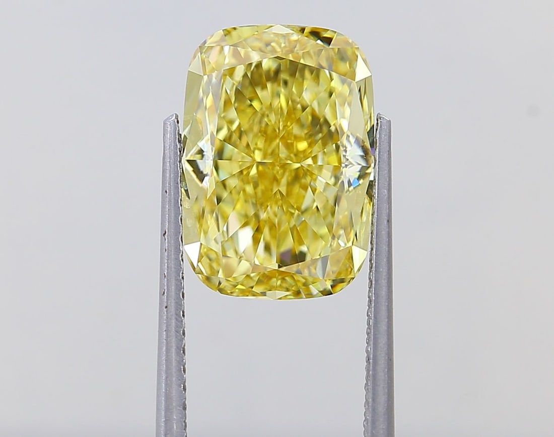 Loose Diamond - CUSHION MODIFIED 4.71ct Fancy Intense Yellow VVS2: Loose Diamond - CUSHION MODIFIED 4.71ct Fancy Intense Yellow VVS2 Source: This is a real non-mined Diamond that has been grown in a lab Shape: CUSHION MODIFIED Carats: 4.71 Color: Fancy Intense Yellow