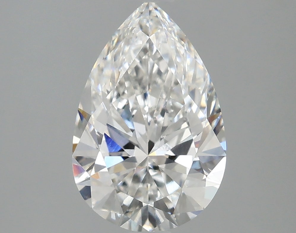 Loose Diamond - PEAR 1.96ct E VVS2: Loose Diamond - PEAR 1.96ct E VVS2 Source: This is a real non-mined Diamond that has been grown in a lab Shape: PEAR Carats: 1.96 Color: E Clarity: VVS2 Certification: IGI Condition: Pre-Owned PLEASE 