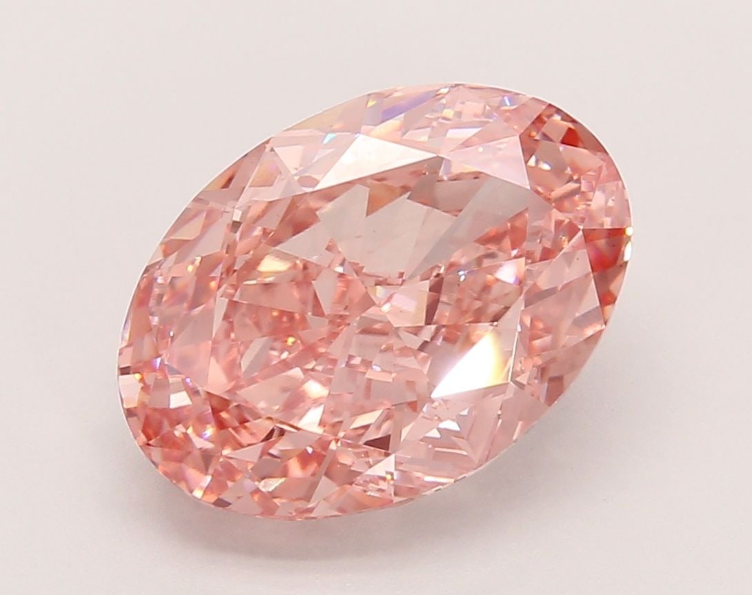 Loose Diamond - OVAL 5.54ct Fancy Vivid Pink VS1: Loose Diamond - OVAL 5.54ct Fancy Vivid Pink VS1 Source: This is a real non-mined Diamond that has been grown in a lab Shape: OVAL Carats: 5.54 Color: Fancy Vivid Pink Certification: IGI Video: