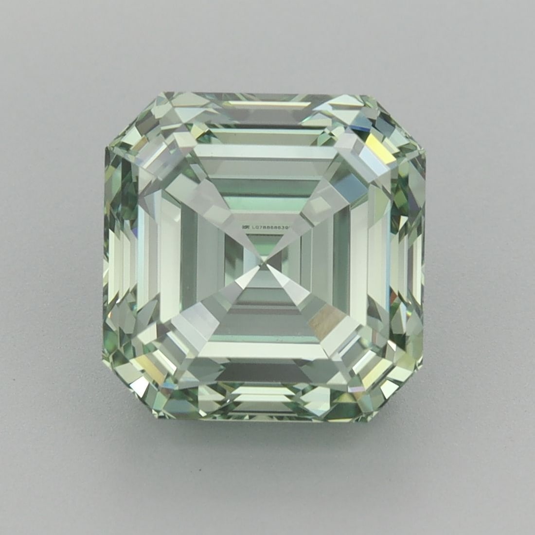 Loose Diamond - ASSCHER 4.58ct Fancy Vivid Green VVS2: Loose Diamond - ASSCHER 4.58ct Fancy Vivid Green VVS2 Source: This is a real non-mined Diamond that has been grown in a lab Shape: ASSCHER Carats: 4.58 Color: Fancy Vivid Green Certification: IGI PLEA