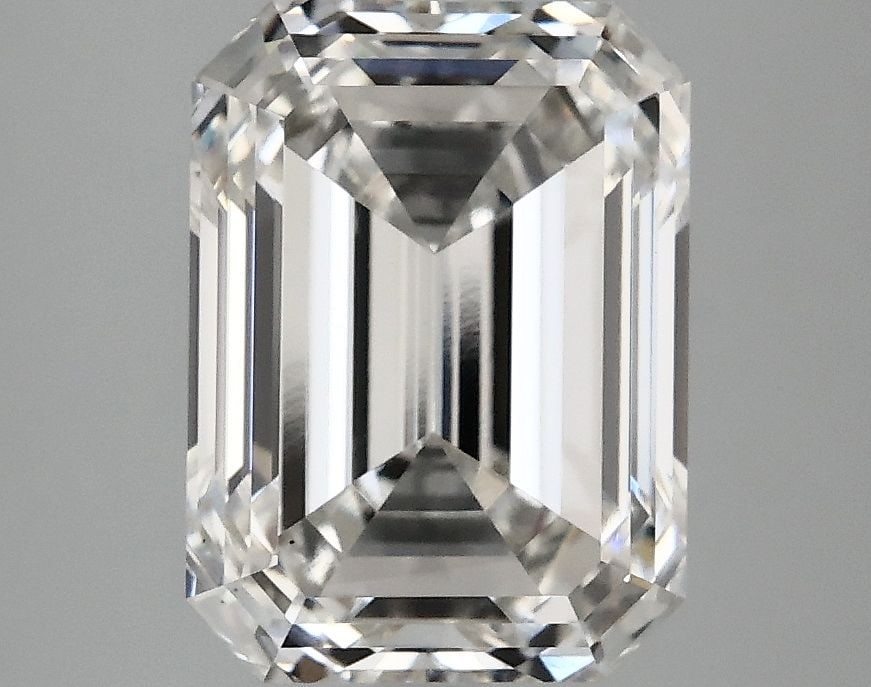 Loose Diamond - EMERALD 3.72ct G VS1: Loose Diamond - EMERALD 3.72ct G VS1 Source: This is a real non-mined Diamond that has been grown in a lab Shape: EMERALD Carats: 3.72 Color: G Clarity: VS1 Certification: IGI Video: Video Link