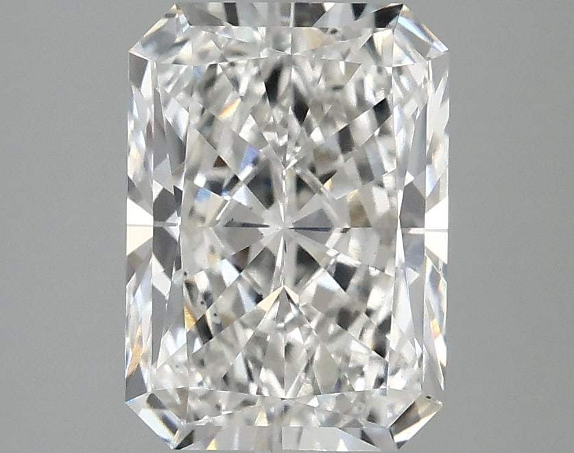 Loose Diamond - RADIANT 2.59ct F VS2: Loose Diamond - RADIANT 2.59ct F VS2 Source: This is a real non-mined Diamond that has been grown in a lab Shape: RADIANT Carats: 2.59 Color: F Clarity: VS2 Certification: IGI Condition: Pre-Owned