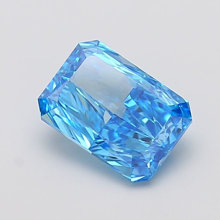 Loose Diamond - RADIANT 3.0ct Fancy Vivid Blue VS2: Loose Diamond - RADIANT 3.0ct Fancy Vivid Blue VS2 Source: This is a real non-mined Diamond that has been grown in a lab Shape: RADIANT Carats: 3.0 Color: Fancy Vivid Blue Certification: IGI Video: