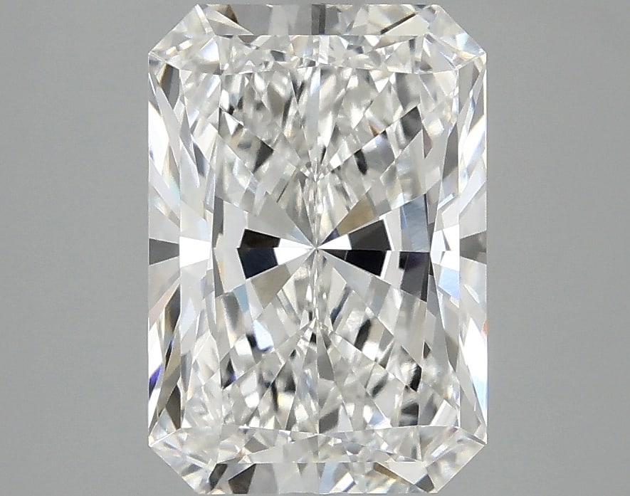 Loose Diamond - RADIANT 3.06ct F VVS1: Loose Diamond - RADIANT 3.06ct F VVS1 Source: This is a real non-mined Diamond that has been grown in a lab Shape: RADIANT Carats: 3.06 Color: F Clarity: VVS1 Certification: IGI Condition: Pre-Owned