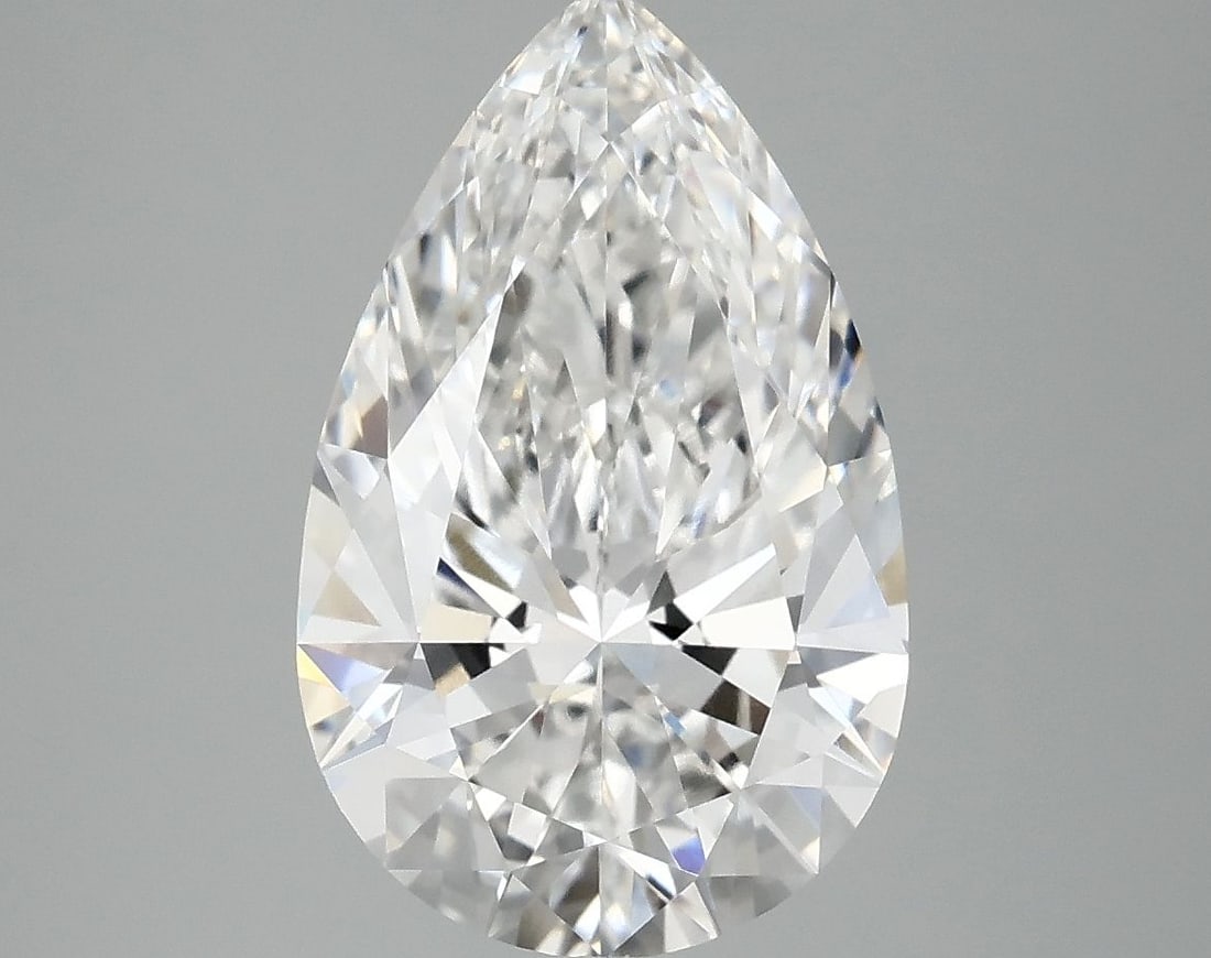 Loose Diamond - PEAR 3.74ct E VVS2: Loose Diamond - PEAR 3.74ct E VVS2 Source: This is a real non-mined Diamond that has been grown in a lab Shape: PEAR Carats: 3.74 Color: E Clarity: VVS2 Certification: IGI Video: