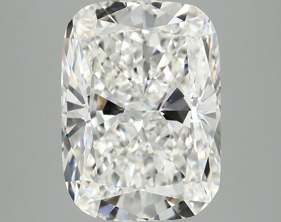 Loose Diamond - CUSHION 3.96ct E VVS2: Loose Diamond - CUSHION 3.96ct E VVS2 Source: This is a real non-mined Diamond that has been grown in a lab Shape: CUSHION Carats: 3.96 Color: E Clarity: VVS2 Certification: IGI Condition: Pre-Owned P