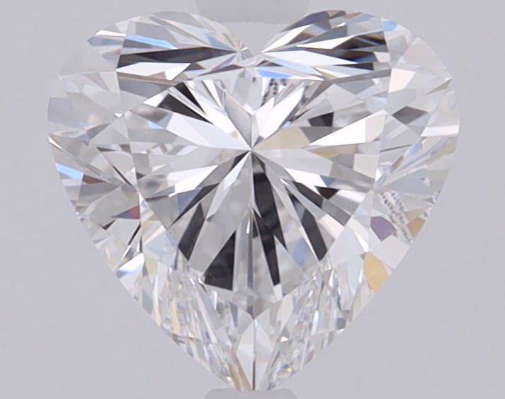 Loose Diamond - HEART 1ct F VVS2: Loose Diamond - HEART 1ct F VVS2 Source: This is a real non-mined Diamond that has been grown in a lab Shape: HEART Carats: 1 Color: F Clarity: VVS2 Certification: IGI Condition: Pre-Owned PLEASE NOTE