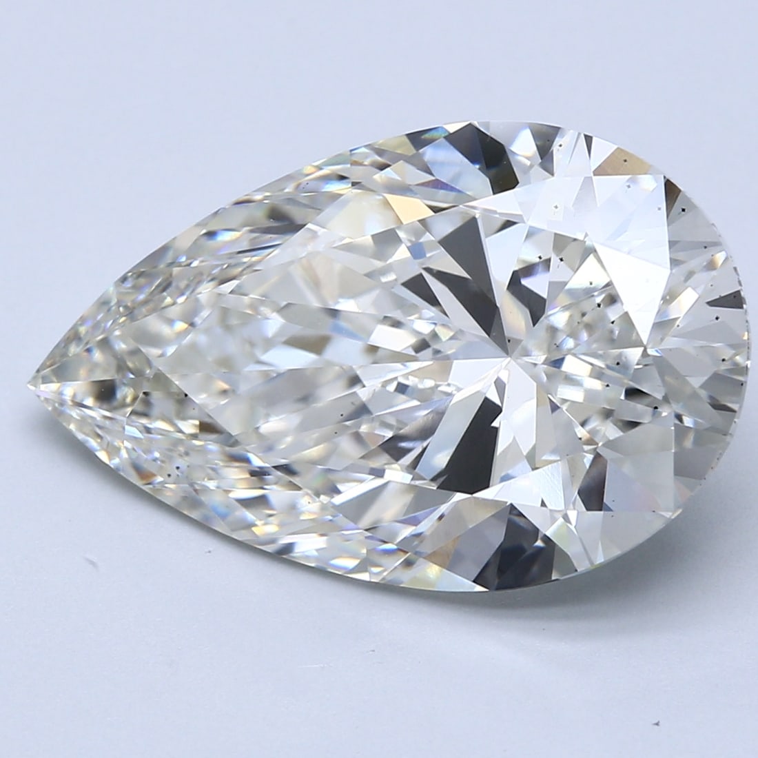 Loose Diamond - PEAR 10.41ct G SI1: Loose Diamond - PEAR 10.41ct G SI1 Source: This is a real non-mined Diamond that has been grown in a lab Shape: PEAR Carats: 10.41 Color: G Clarity: SI1 Certification: IGI Condition: Pre-Owned PLEASE