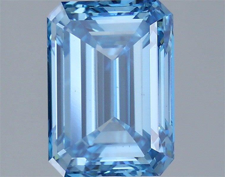 Loose Diamond - EMERALD 3.5ct Fancy Vivid Blue VS1: Loose Diamond - EMERALD 3.5ct Fancy Vivid Blue VS1 Source: This is a real non-mined Diamond that has been grown in a lab Shape: EMERALD Carats: 3.5 Color: Fancy Vivid Blue Certification: IGI Video:
