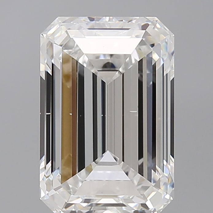 Loose Diamond - EMERALD 4.51ct E VS2: Loose Diamond - EMERALD 4.51ct E VS2 Source: This is a real non-mined Diamond that has been grown in a lab Shape: EMERALD Carats: 4.51 Color: E Clarity: VS2 Certification: IGI Condition: Pre-Owned PLE