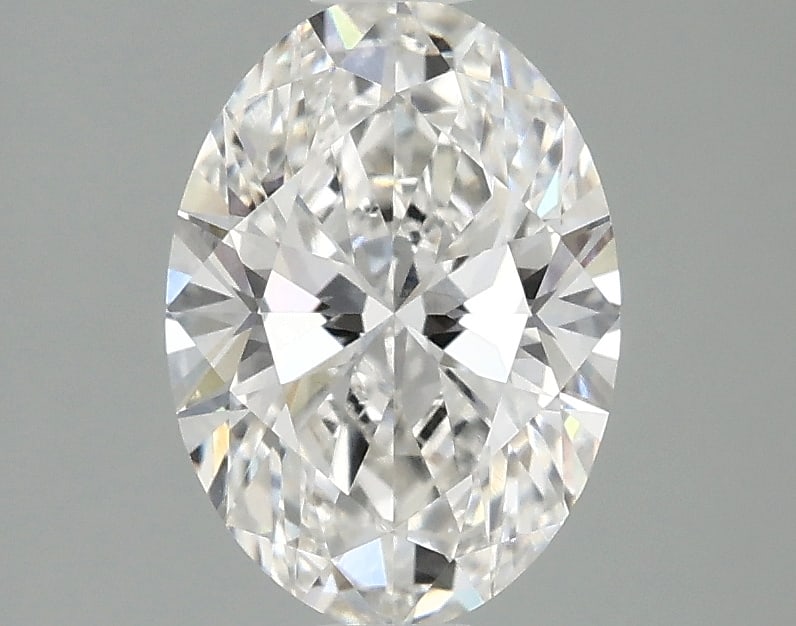 Loose Diamond - OVAL 1.65ct E VVS1: Loose Diamond - OVAL 1.65ct E VVS1 Source: This is a real non-mined Diamond that has been grown in a lab Shape: OVAL Carats: 1.65 Color: E Clarity: VVS1 Certification: IGI Condition: Pre-Owned PLEASE 