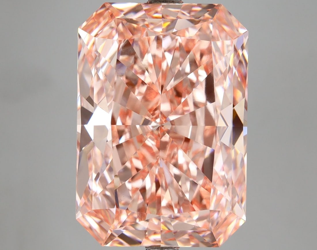 Loose Diamond - RADIANT 14.13ct Fancy Vivid Pink VS1: Loose Diamond - RADIANT 14.13ct Fancy Vivid Pink VS1 Source: This is a real non-mined Diamond that has been grown in a lab Shape: RADIANT Carats: 14.13 Color: Fancy Vivid Pink Certification: IGI Video