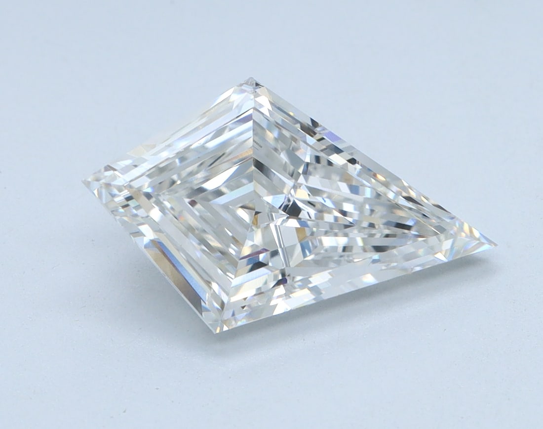 Loose Diamond - KITE 3.01ct E VS2: Loose Diamond - KITE 3.01ct E VS2 Source: This is a real non-mined Diamond that has been grown in a lab Shape: KITE Carats: 3.01 Color: E Clarity: VS2 Certification: IGI Condition: Pre-Owned PLEASE NO