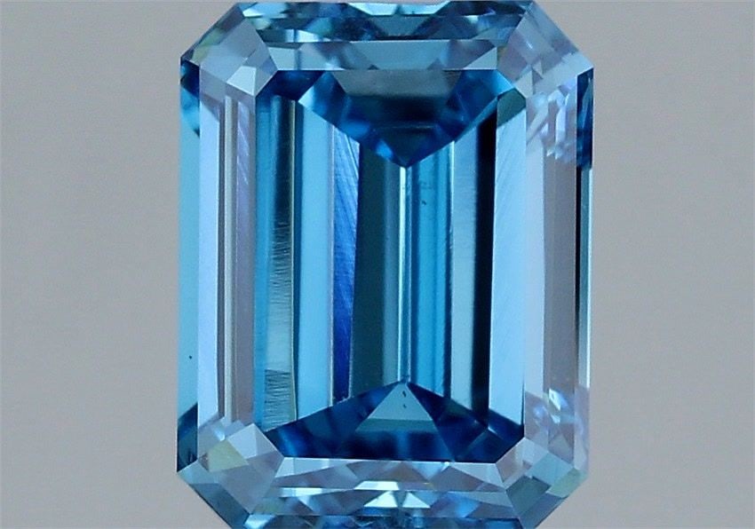 Loose Diamond - EMERALD 2.0ct Fancy Vivid Blue VS2: Loose Diamond - EMERALD 2.0ct Fancy Vivid Blue VS2 Source: This is a real non-mined Diamond that has been grown in a lab Shape: EMERALD Carats: 2.0 Color: Fancy Vivid Blue Certification: IGI Video: