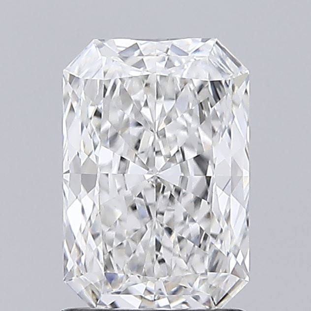 Loose Diamond - RADIANT 1.42ct E VVS1: Loose Diamond - RADIANT 1.42ct E VVS1 Source: This is a real non-mined Diamond that has been grown in a lab Shape: RADIANT Carats: 1.42 Color: E Clarity: VVS1 Certification: IGI Condition: Pre-Owned