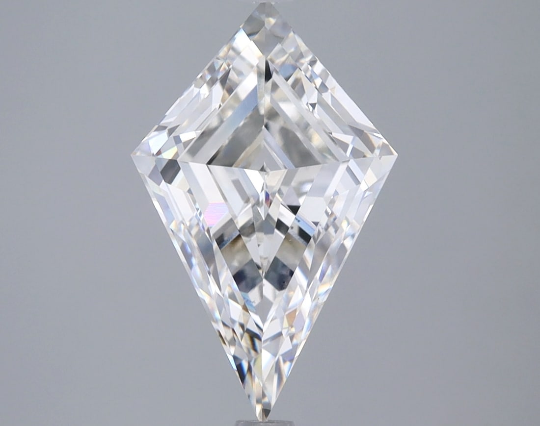 Loose Diamond - KITE 2.7ct F VS1: Loose Diamond - KITE 2.7ct F VS1 Source: This is a real non-mined Diamond that has been grown in a lab Shape: KITE Carats: 2.7 Color: F Clarity: VS1 Certification: IGI Condition: Pre-Owned PLEASE NOTE
