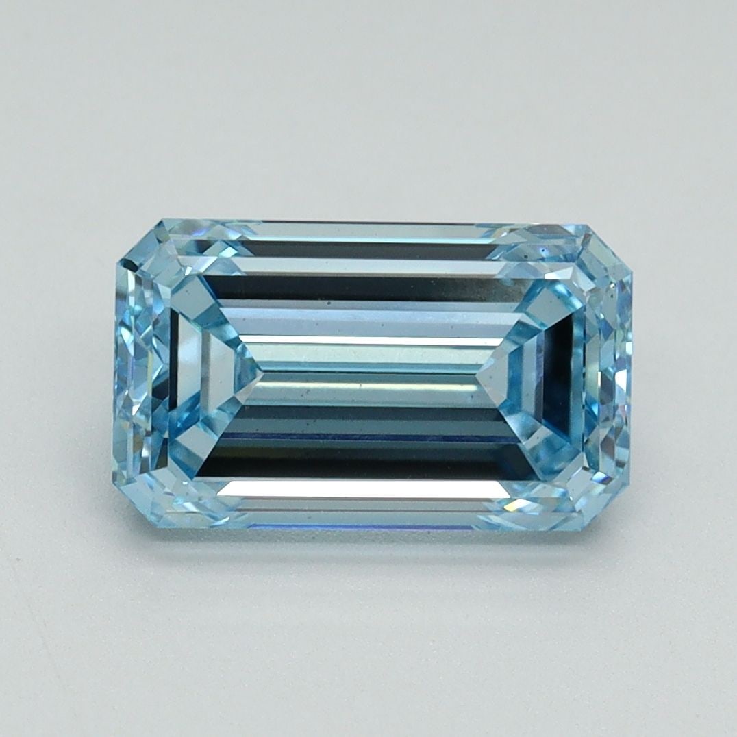 Loose Diamond - EMERALD 2.67ct Fancy Intense Blue VS1: Loose Diamond - EMERALD 2.67ct Fancy Intense Blue VS1 Source: This is a real non-mined Diamond that has been grown in a lab Shape: EMERALD Carats: 2.67 Color: Fancy Intense Blue Certification: IGI Vid