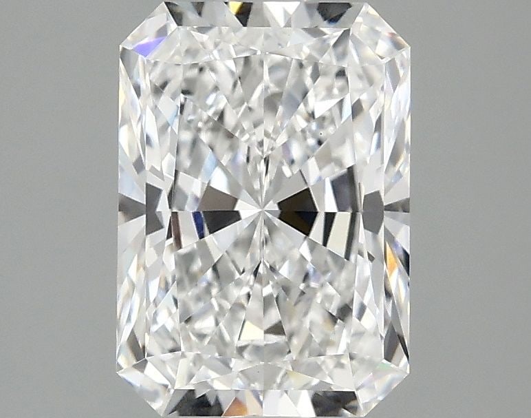 Loose Diamond - RADIANT 2.1ct E VVS2: Loose Diamond - RADIANT 2.1ct E VVS2 Source: This is a real non-mined Diamond that has been grown in a lab Shape: RADIANT Carats: 2.1 Color: E Clarity: VVS2 Certification: IGI Video: