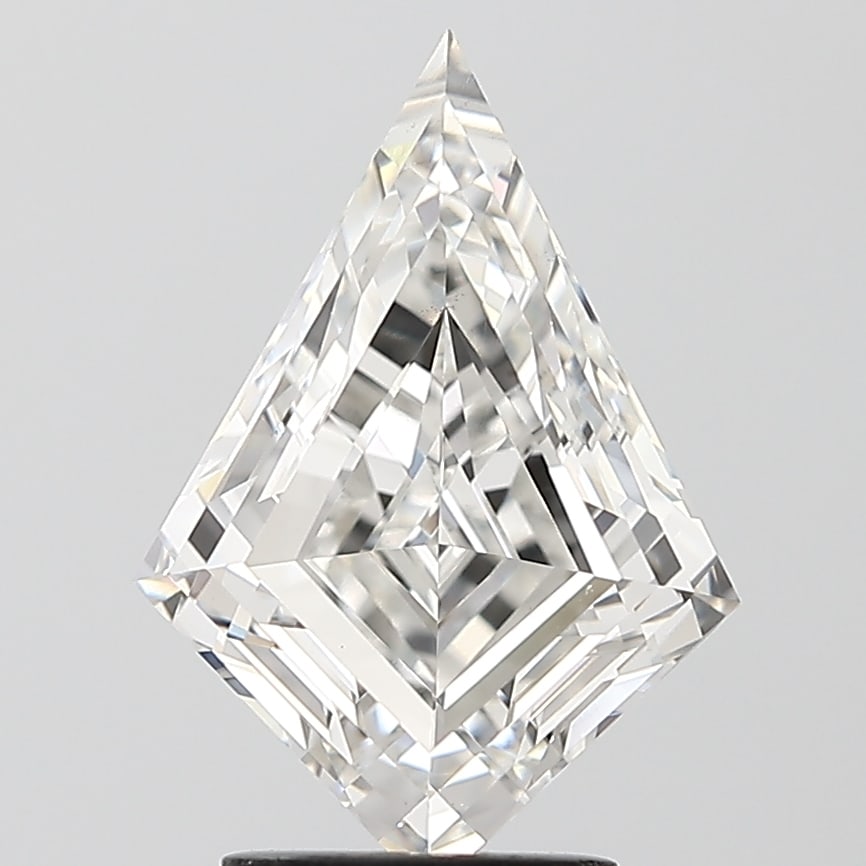Loose Diamond - KITE STEP CUT 3.14ct E VS1: Loose Diamond - KITE STEP CUT 3.14ct E VS1 Source: This is a real non-mined Diamond that has been grown in a lab Shape: KITE STEP CUT Carats: 3.14 Color: E Clarity: VS1 Certification: IGI Condition: P