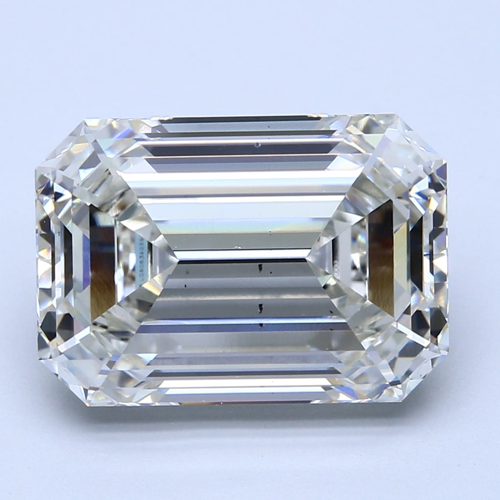 Loose Diamond - EMERALD 10.38ct H VS2: Loose Diamond - EMERALD 10.38ct H VS2 Source: This is a real non-mined Diamond that has been grown in a lab Shape: EMERALD Carats: 10.38 Color: H Clarity: VS2 Certification: IGI Condition: Pre-Owned P