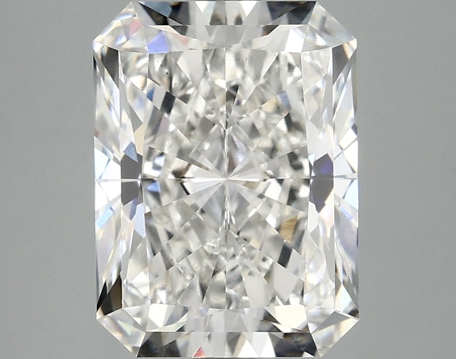 Loose Diamond - RADIANT 3.57ct E VS1: Loose Diamond - RADIANT 3.57ct E VS1 Source: This is a real non-mined Diamond that has been grown in a lab Shape: RADIANT Carats: 3.57 Color: E Clarity: VS1 Certification: IGI Condition: Pre-Owned PLE