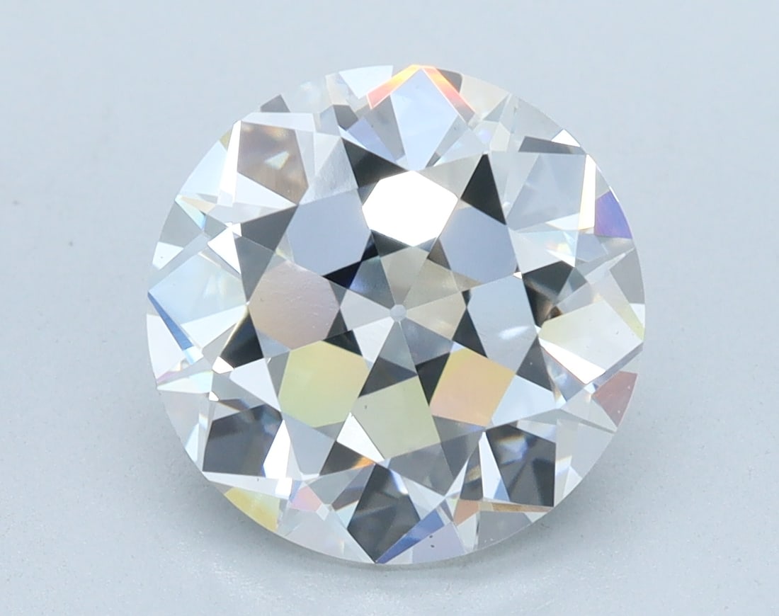 Loose Diamond - EuropeanCut 2.77ct E VS1: Loose Diamond - EuropeanCut 2.77ct E VS1 Source: This is a real non-mined Diamond that has been grown in a lab Shape: EuropeanCut Carats: 2.77 Color: E Clarity: VS1 Certification: IGI Condition: Pre-O