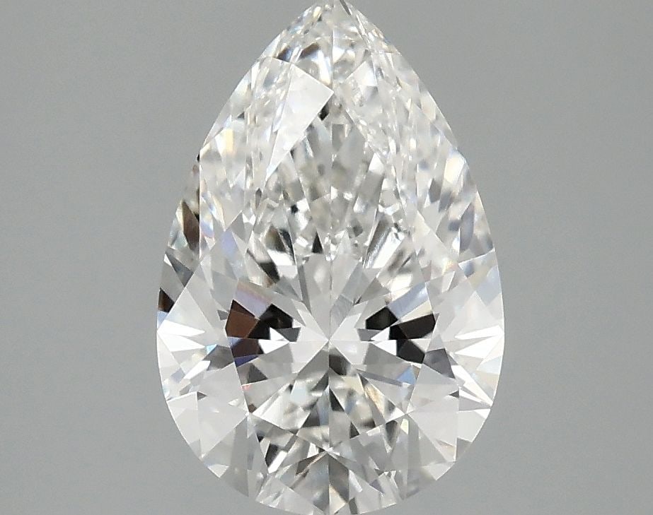 Loose Diamond - PEAR 2.07ct E VVS2: Loose Diamond - PEAR 2.07ct E VVS2 Source: This is a real non-mined Diamond that has been grown in a lab Shape: PEAR Carats: 2.07 Color: E Clarity: VVS2 Certification: IGI PLEASE NOTE: Framed, Large, 