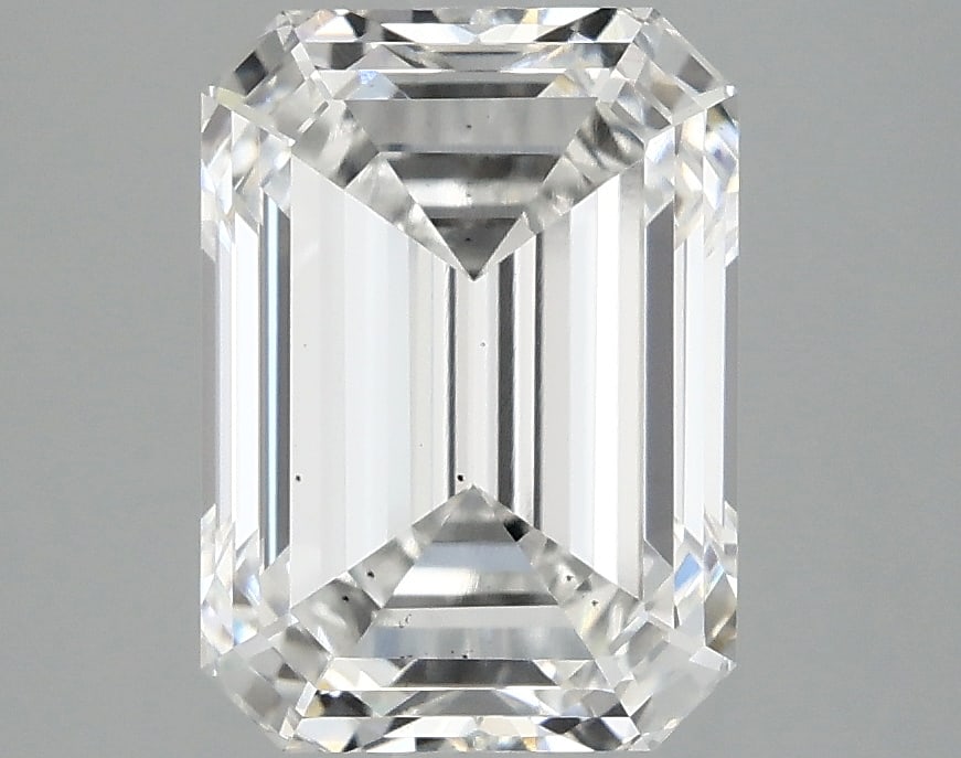 Loose Diamond - EMERALD 3.59ct E VS2: Loose Diamond - EMERALD 3.59ct E VS2 Source: This is a real non-mined Diamond that has been grown in a lab Shape: EMERALD Carats: 3.59 Color: E Clarity: VS2 Certification: IGI Condition: Pre-Owned PLE
