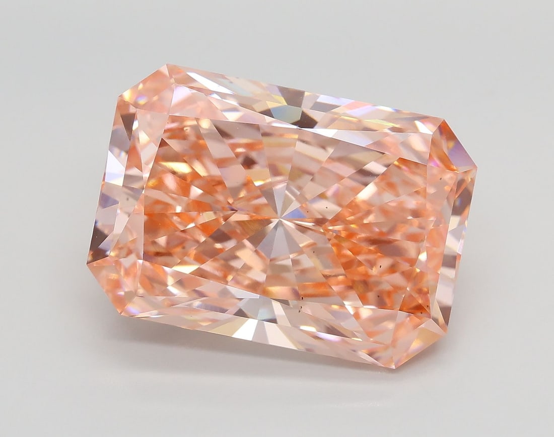 Loose Diamond - RADIANT 10.3ct Fancy Vivid Pink VS2: Loose Diamond - RADIANT 10.3ct Fancy Vivid Pink VS2 Source: This is a real non-mined Diamond that has been grown in a lab Shape: RADIANT Carats: 10.3 Color: Fancy Vivid Pink Certification: IGI Video: