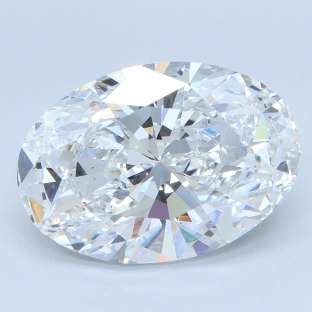 Loose Diamond - OVAL 3.21ct D VS2: Loose Diamond - OVAL 3.21ct D VS2 Source: This is a real non-mined Diamond that has been grown in a lab Shape: OVAL Carats: 3.21 Color: D Clarity: VS2 Certification: IGI Condition: Pre-Owned PLEASE NO
