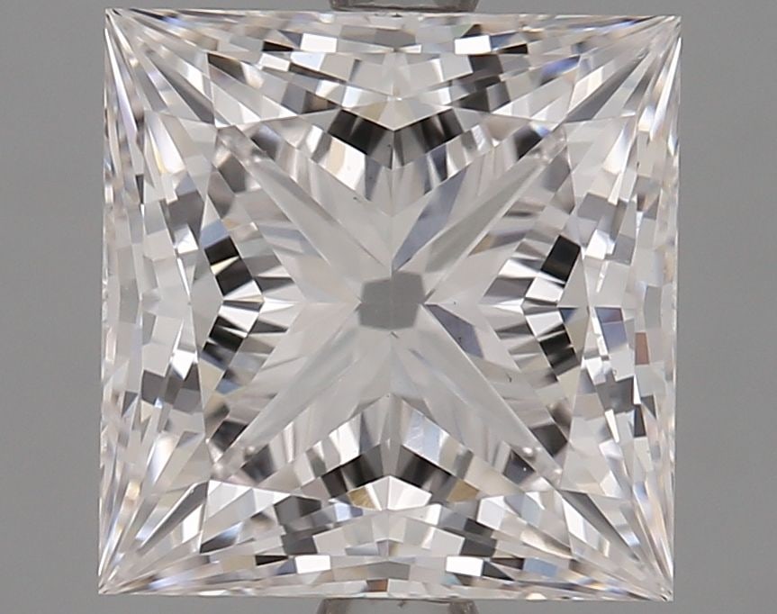 Loose Diamond - PRINCESS 2.72ct H VS1: Loose Diamond - PRINCESS 2.72ct H VS1 Source: This is a real non-mined Diamond that has been grown in a lab Shape: PRINCESS Carats: 2.72 Color: H Clarity: VS1 Certification: IGI Video: