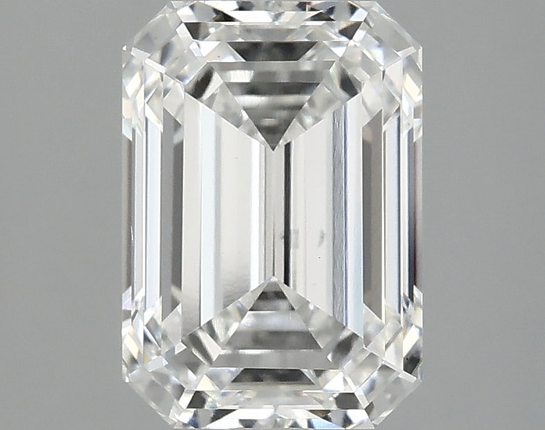 Loose Diamond - EMERALD 2.43ct E VS2: Loose Diamond - EMERALD 2.43ct E VS2 Source: This is a real non-mined Diamond that has been grown in a lab Shape: EMERALD Carats: 2.43 Color: E Clarity: VS2 Certification: IGI Condition: Pre-Owned PLE
