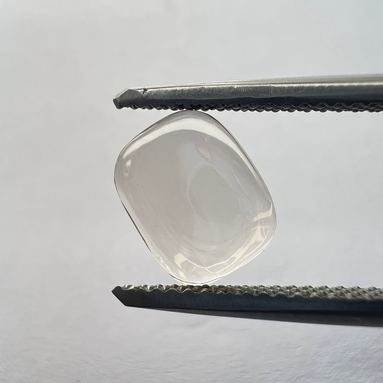 Loose Diamond - CUSHION BRILLIANT 1.38ct Orange VS1: Loose Diamond - CUSHION BRILLIANT 1.38ct Orange VS1 Source: This is a real non-mined Diamond that has been grown in a lab Shape: CUSHION BRILLIANT Carats: 1.38 Color: Orange Certification: NONE PLEASE