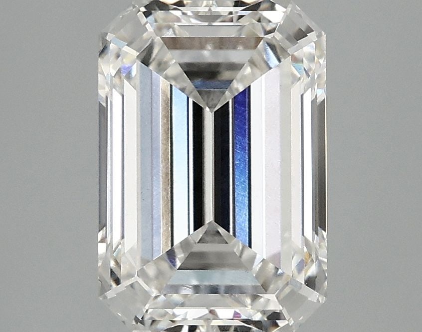 Loose Diamond - EMERALD 3.09ct G VVS2: Loose Diamond - EMERALD 3.09ct G VVS2 Source: This is a real non-mined Diamond that has been grown in a lab Shape: EMERALD Carats: 3.09 Color: G Clarity: VVS2 Certification: IGI Video: