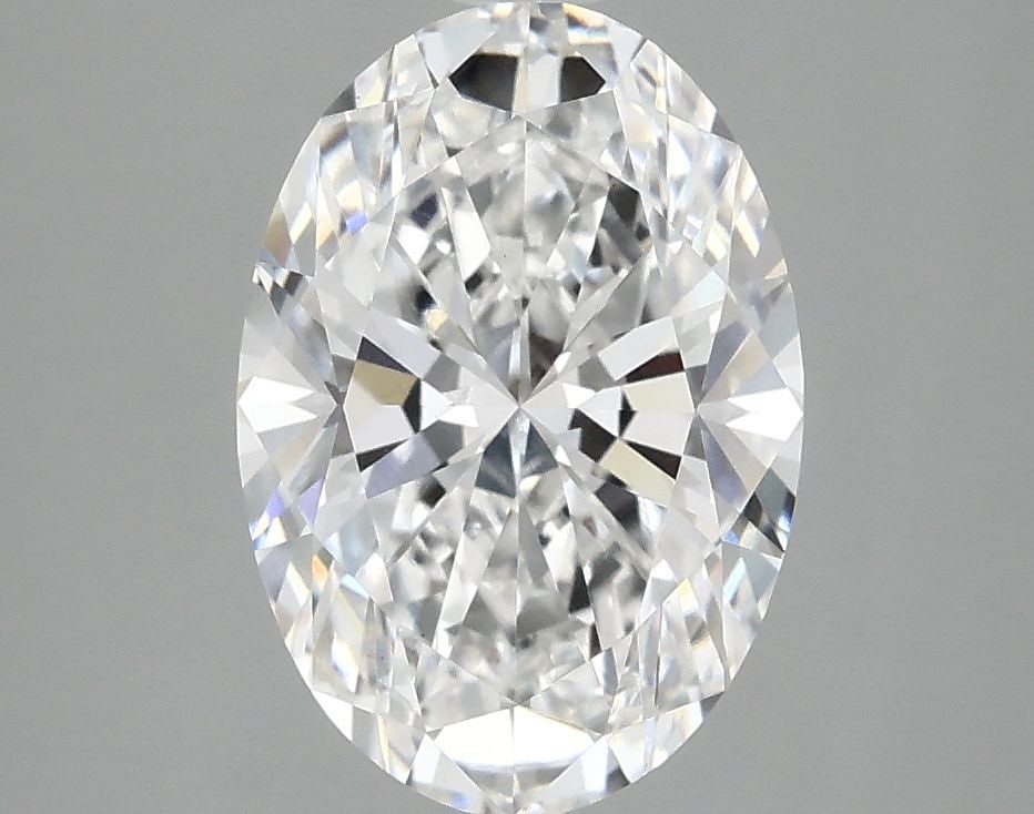 Loose Diamond - OVAL 2.52ct D VS1: Loose Diamond - OVAL 2.52ct D VS1 Source: This is a real non-mined Diamond that has been grown in a lab Shape: OVAL Carats: 2.52 Color: D Clarity: VS1 Certification: IGI PLEASE NOTE: Framed, Large, or