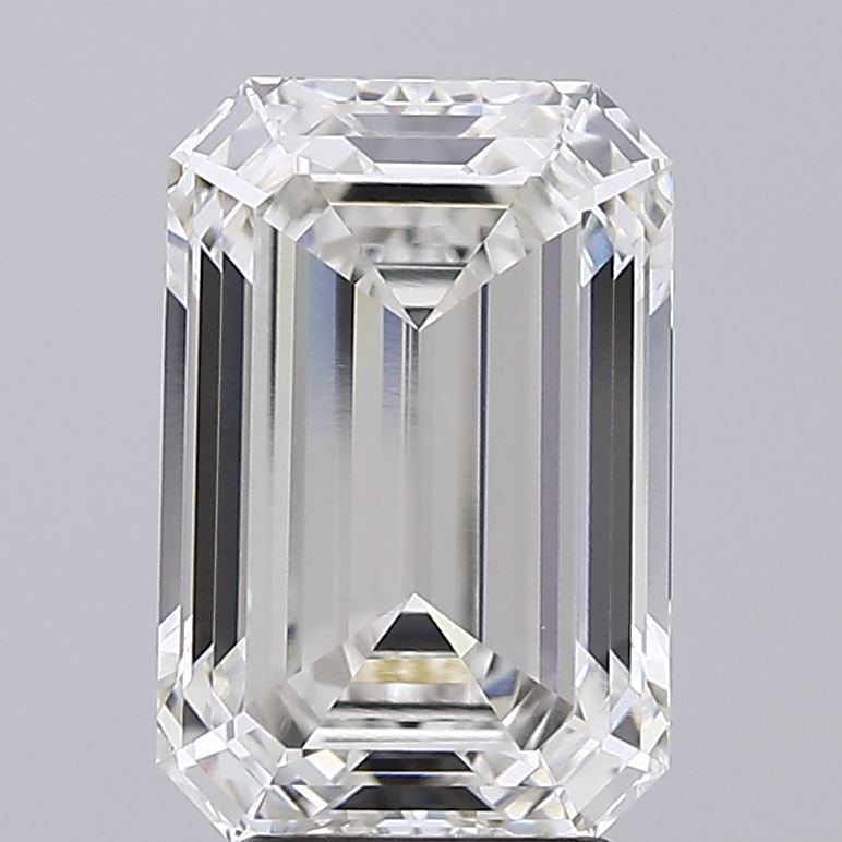 Loose Diamond - EMERALD 4.08ct G VVS2: Loose Diamond - EMERALD 4.08ct G VVS2 Source: This is a real non-mined Diamond that has been grown in a lab Shape: EMERALD Carats: 4.08 Color: G Clarity: VVS2 Certification: IGI Video: